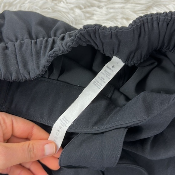 Lululemon Noir Pant *Woven Black - Picture 3 of 5